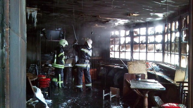 В Киеве утром сгорело кафе