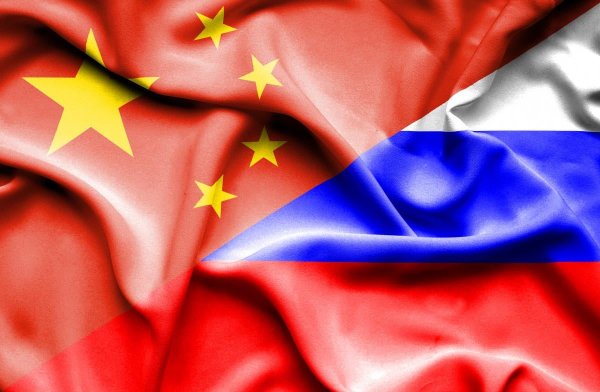Китай розгортає військові сили на кордоні з Росією: експерт припустив, чого чекати