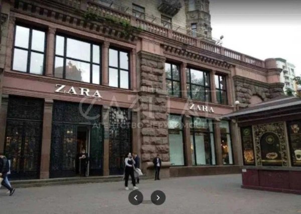 Приміщення магазину ZARA на Хрещатику виставили для оренди: ціна