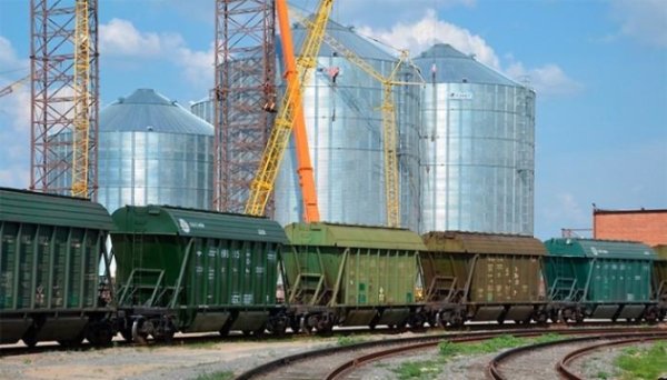 Укрзалізниця у І кварталі навантажила рекордні 9,4 мільйона тонн зернових