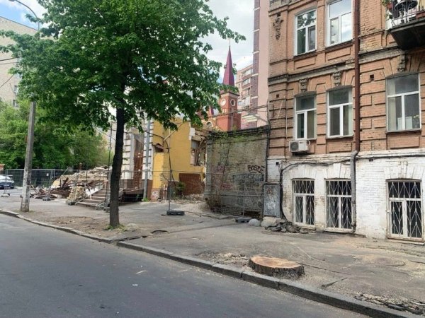 Містяни просять ліквідувати комунальне об&rsquo;єднання &ldquo;Київзеленбуд&rdquo;: петиція