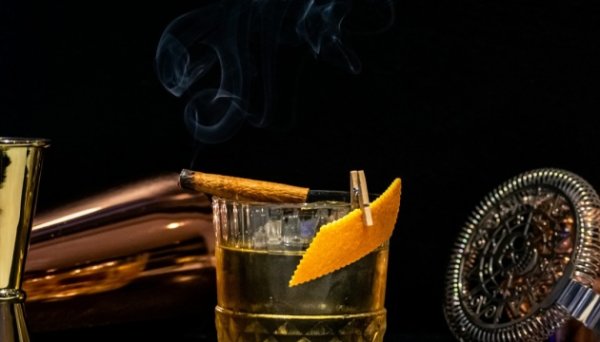 В Україні затвердили порядок е-маркування алкоголю та тютюну 