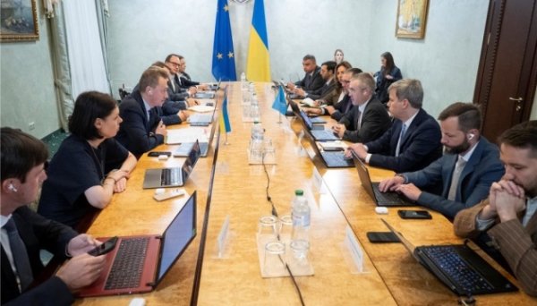 Україна та МВФ обговорили фінансові потреби і реформи для подальшої співпраці