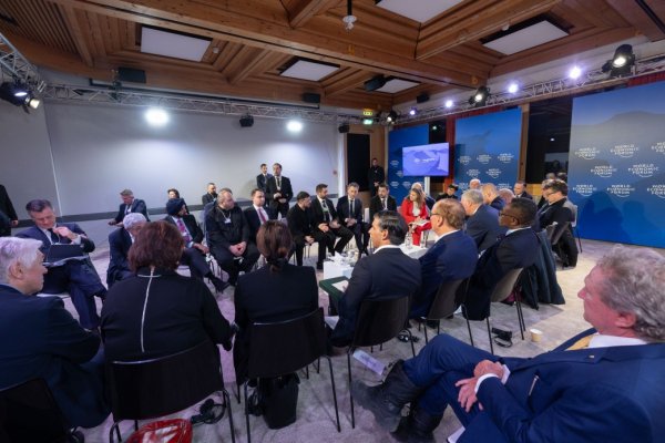 Зеленський у Давосі зустрівся з представниками міжнародного бізнесу, фінансів та енергетики