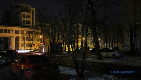 У вівторок графіки відключень діятимуть у деяких регіонах 