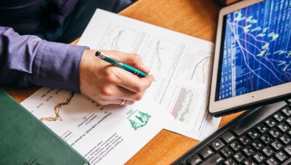 Ефект низьких врожаїв та зростання витрат бізнесу - НБУ про чинники інфляції у 2024 році