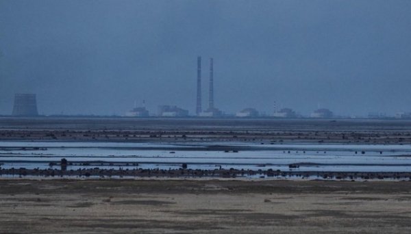 ЗАЕС на межі блекауту: через обстріли станція залишилася на одній лінії живлення