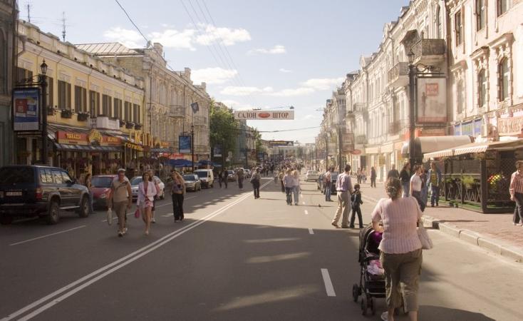 С 1 августа на Подоле расширится площадь пешеходной зоны