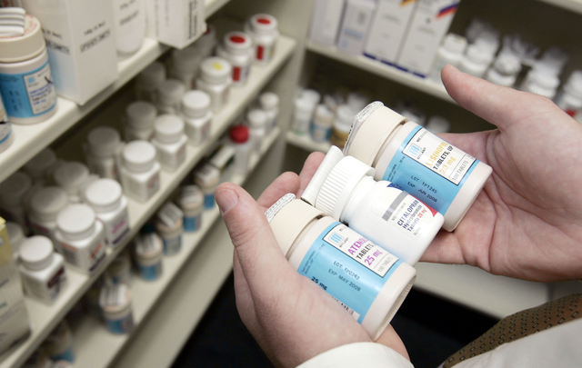 Как разобраться в названиях лекарств