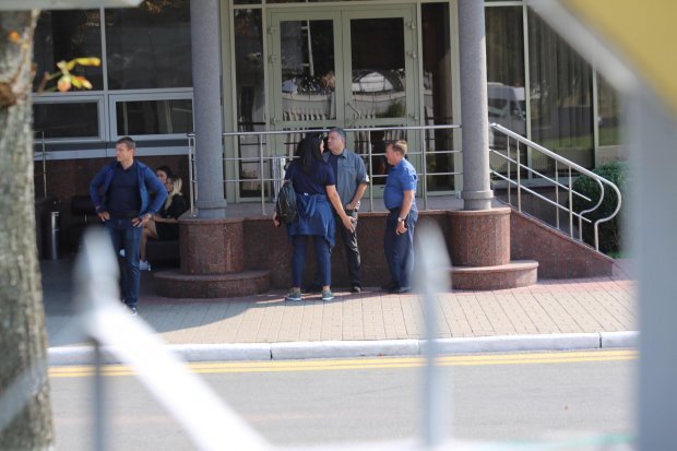 Арсен Аваков приехал встречать пленных/ Фото 24 канал