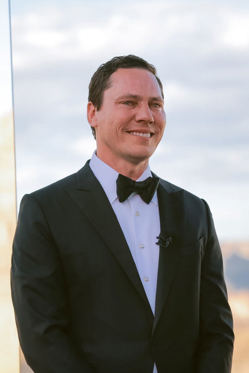 Тиесто и Анники Бейкс