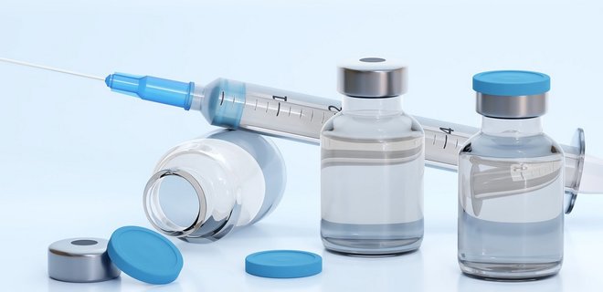 Палатки и автобусы. В Киеве будут работать мобильные пункты вакцинации от COVID-19: адреса