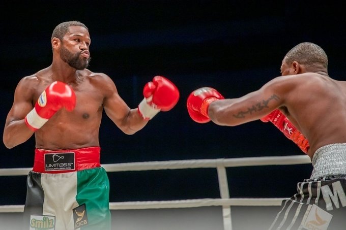 Флойд Мейвезер – Дон Мур