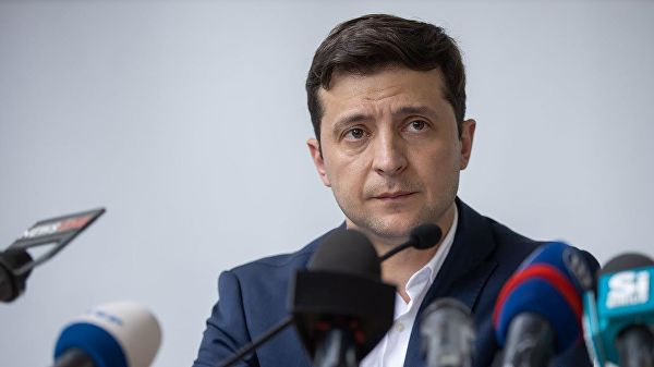 Президент Владимир Зеленский подписал закон об отмене ограничений для домашних солнечных электростанций